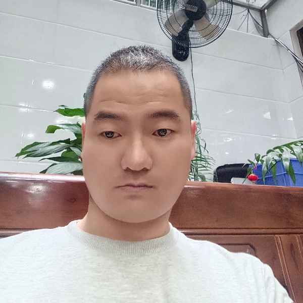 福建35岁单身帅哥真诚找对象-龙岗征婚相亲网