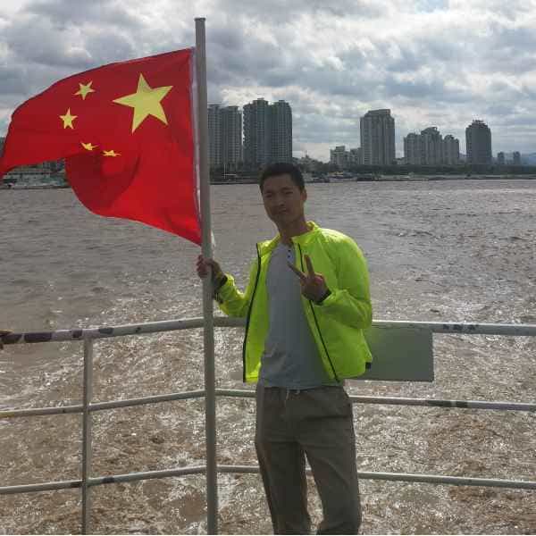 浙江30岁单身帅哥真诚找对象-龙岗征婚相亲网