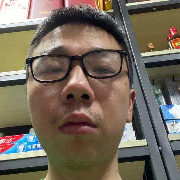湖北34岁单身帅哥真诚找对象-龙岗征婚相亲网