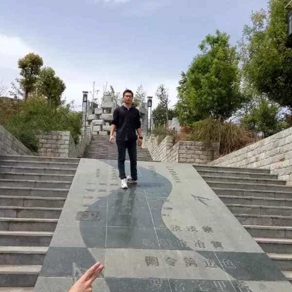 陕西27岁单身帅哥真诚找对象-龙岗征婚相亲网