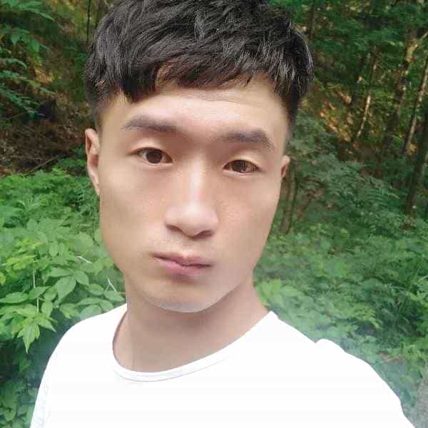 河南28岁单身帅哥真诚找对象-龙岗征婚相亲网