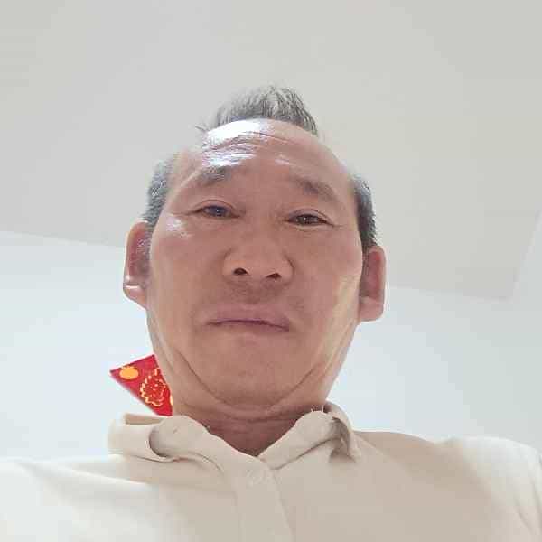 云南55岁单身帅哥真诚找对象-龙岗征婚相亲网