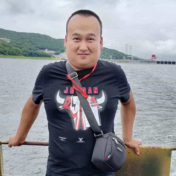 吉林34岁单身帅哥真诚找对象-龙岗征婚相亲网