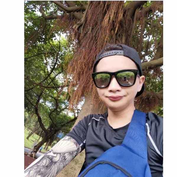 湖北35岁单身帅哥真诚找对象-龙岗征婚相亲网
