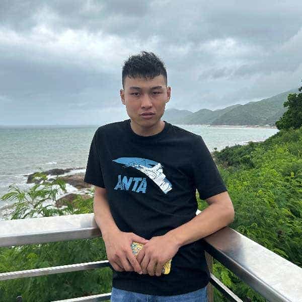 山东27岁单身帅哥真诚找对象-龙岗征婚相亲网