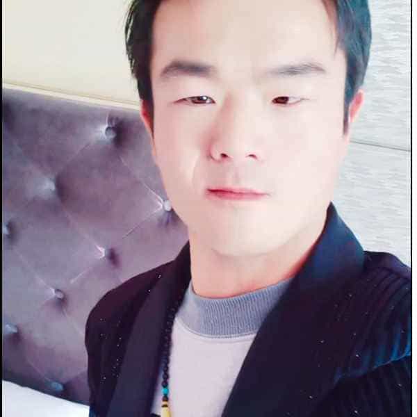 青海30岁单身帅哥真诚找对象-龙岗征婚相亲网