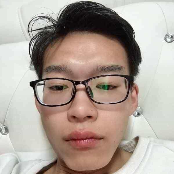 河南22岁单身帅哥真诚找对象-龙岗征婚相亲网
