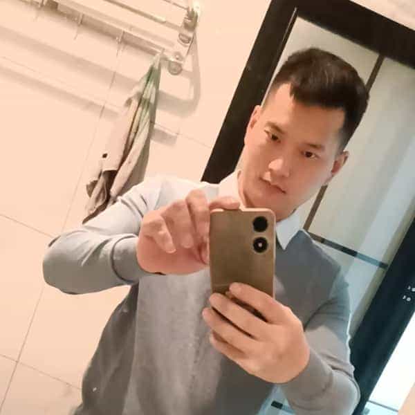 河南31岁单身帅哥真诚找对象-龙岗征婚相亲网
