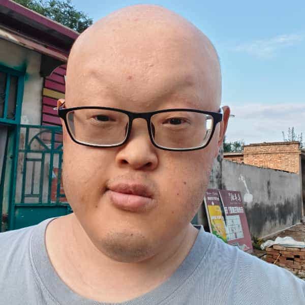 山东27岁单身帅哥真诚找对象-龙岗征婚相亲网