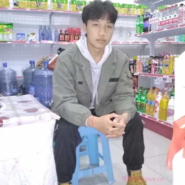贵州22岁单身帅哥真诚找对象-龙岗征婚相亲网