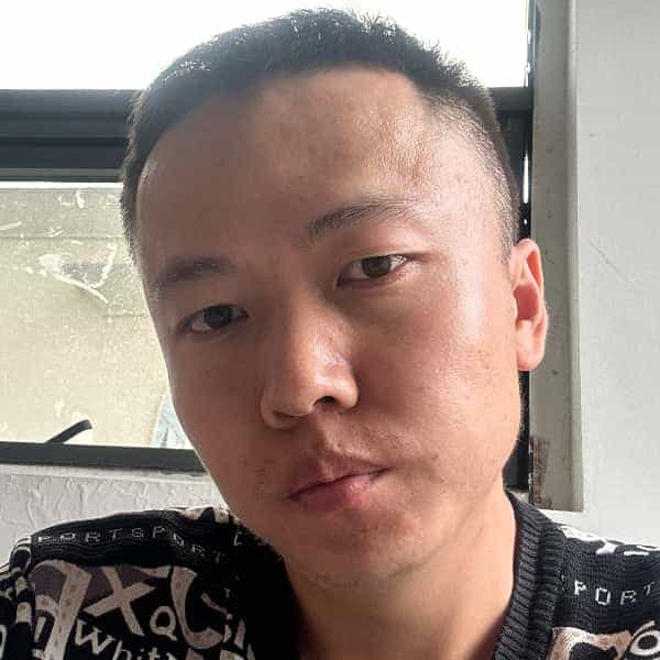 青海32岁单身帅哥真诚找对象-龙岗征婚相亲网